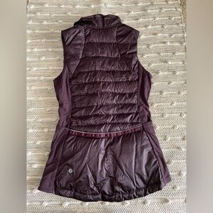 Lululemon size 4 purple vest